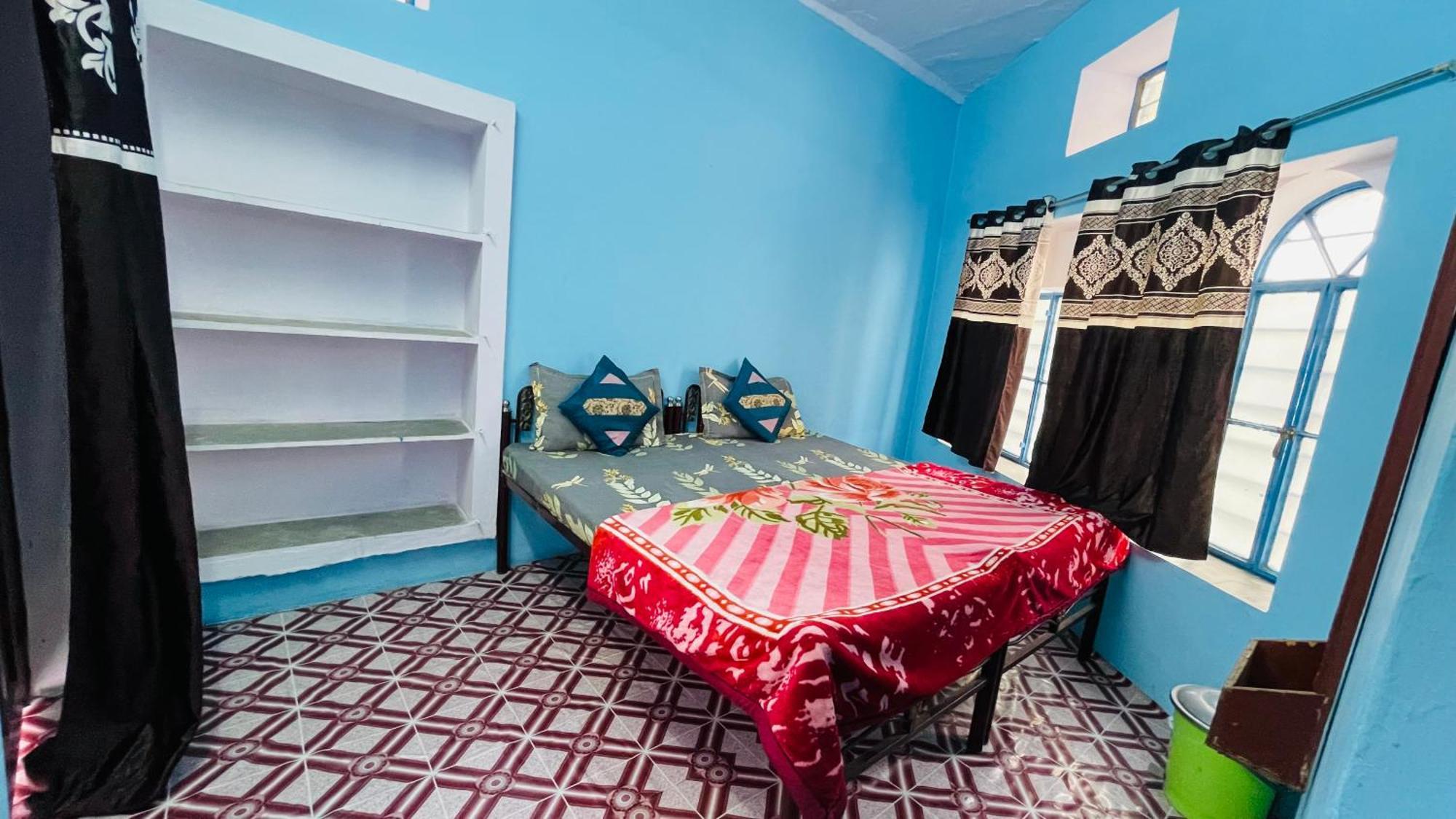 Mayur Guest House Puskár Kültér fotó
